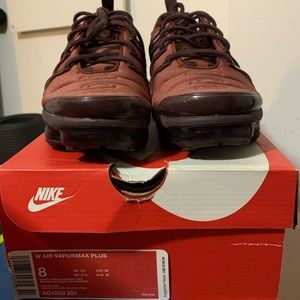 Woman Nike vapor max